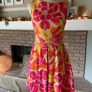 Taylor bright summer dress with pockets